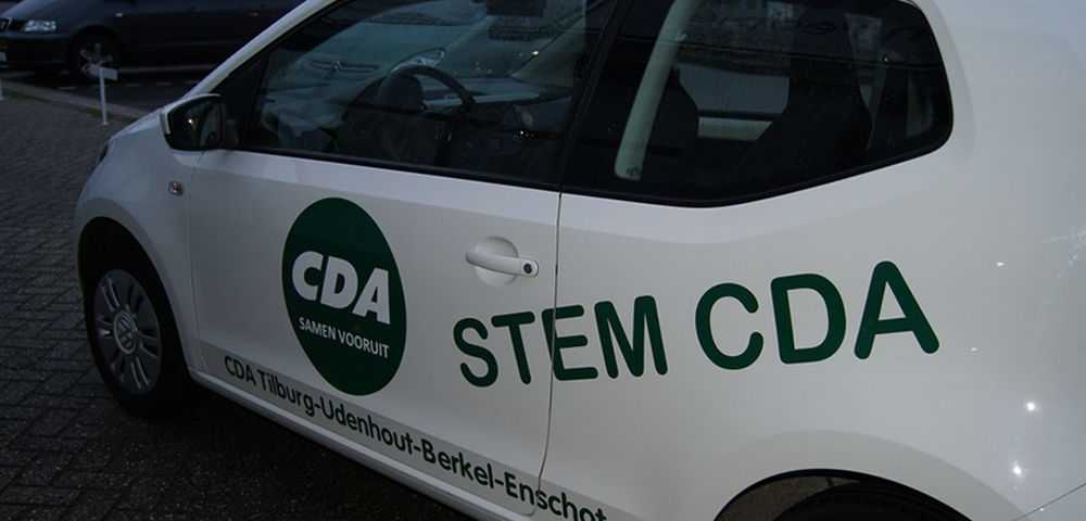 Logo op bedrijfswagen voor CDA