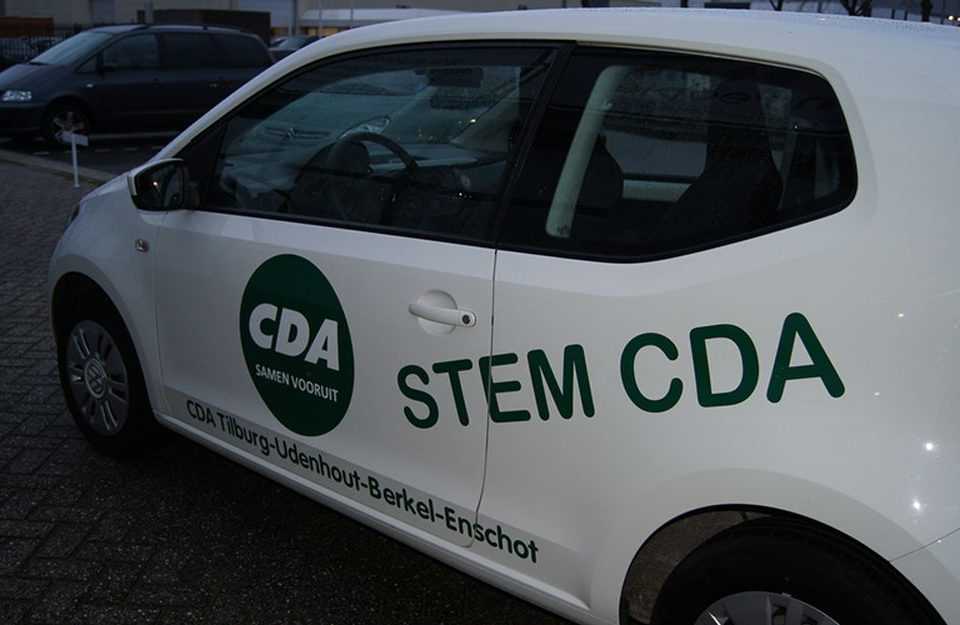 Logo op bedrijfswagen voor CDA