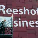 Pandbelettering voor Reeshof Business Centrum