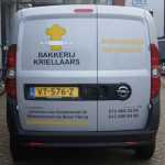 Bestelwagen Bakkerij Kriellaars logo bedrukking