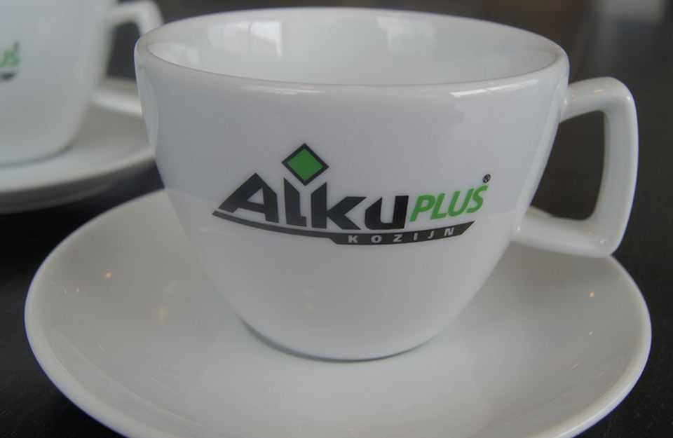 Koffie kopje bedrukken logo merk tekst relatiegeschenk